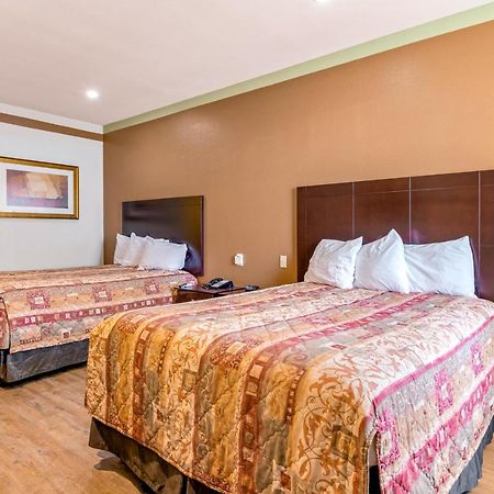 Big Lake Inn And Suites المظهر الخارجي الصورة