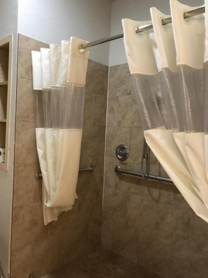Big Lake Inn And Suites المظهر الخارجي الصورة